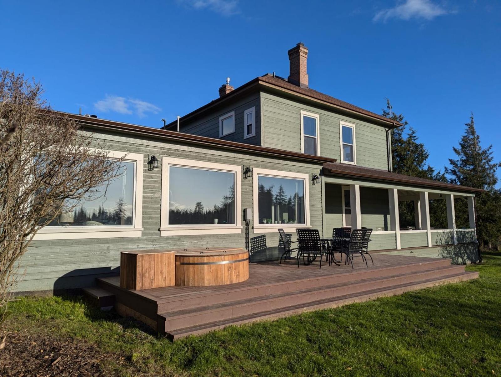 Woodside Farm Country Inn Sooke Exterior foto