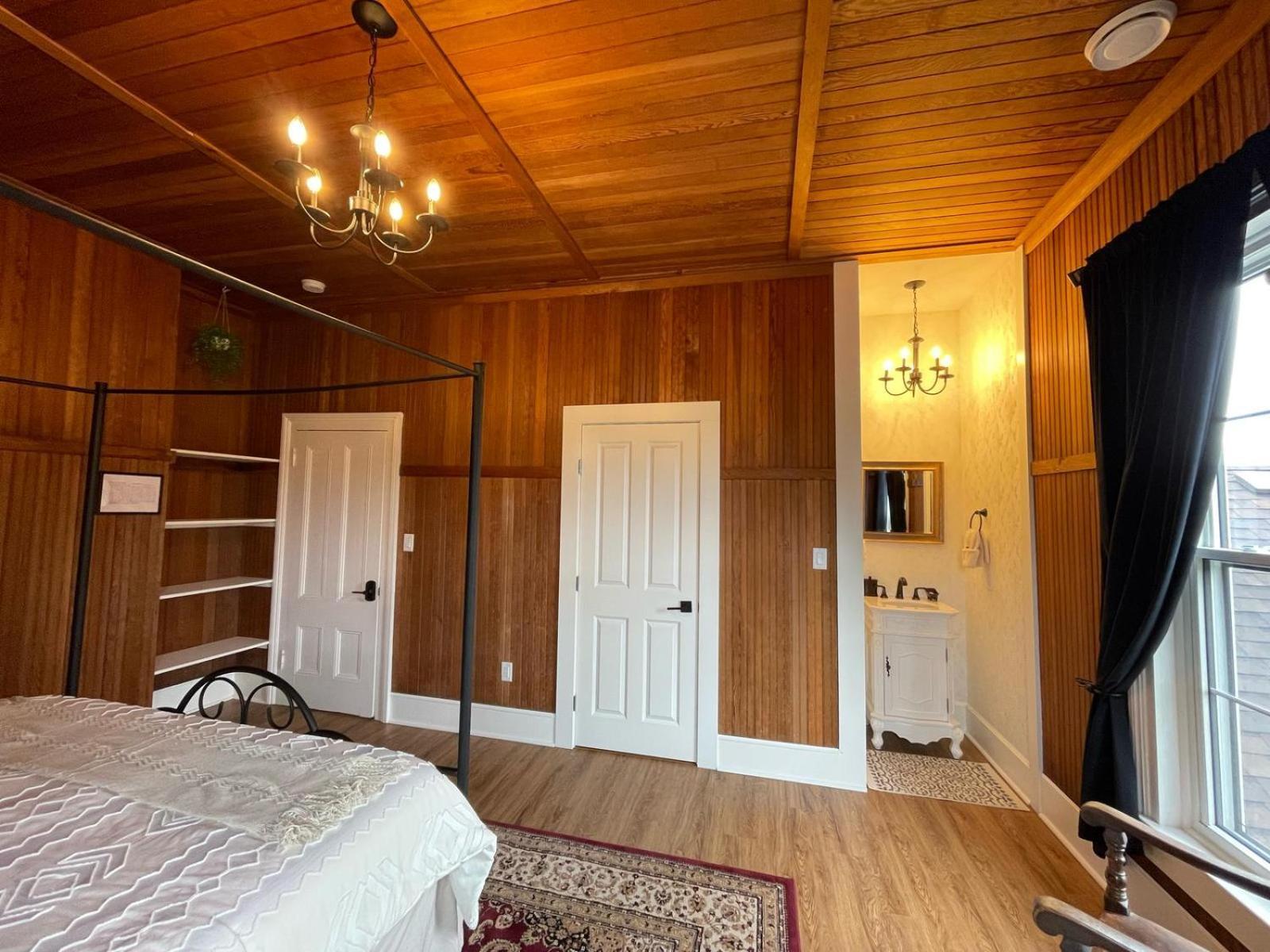Woodside Farm Country Inn Sooke Exterior foto